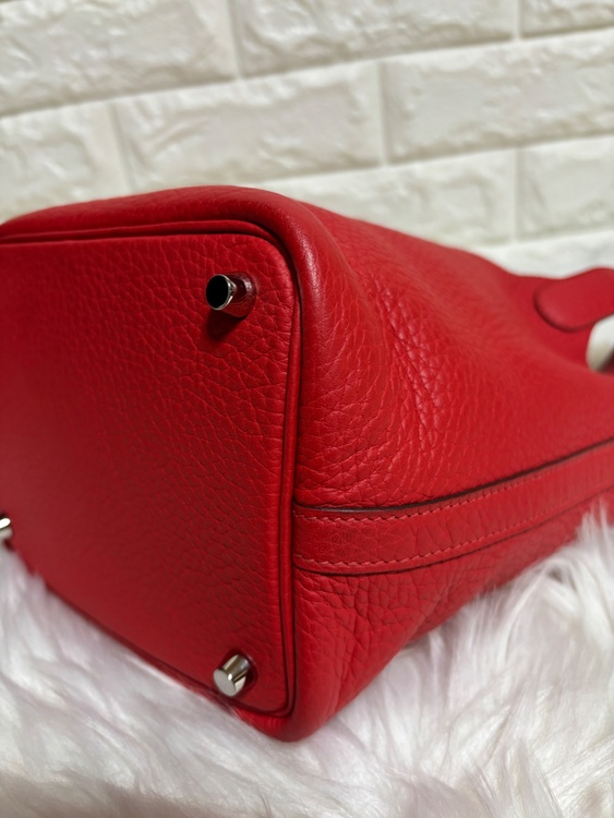 エルメス ピコタンロックＰＭ トリヨンクレマンス ルージュトマト A刻印（ブランドバッグ）の商品画像 - 査定依頼日：2025年12月7日 - 最高査定価格：250,000円