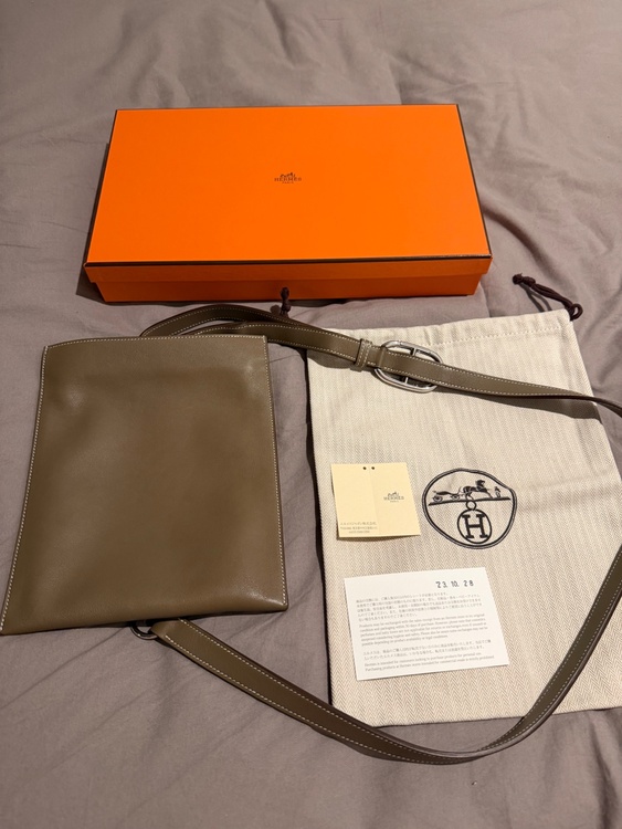 ポッシャンプリュス（ブランドバッグ）の商品画像 - 査定依頼日：2026年3月18日 - 最高査定価格：230,000円