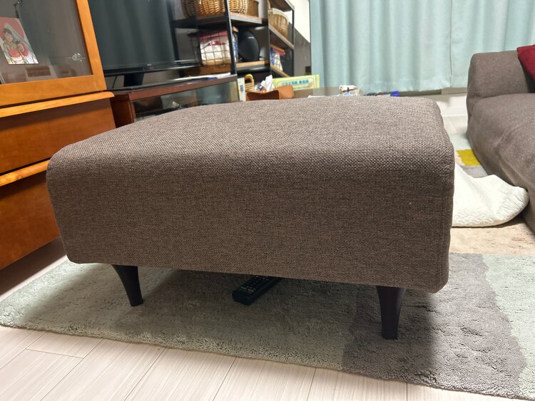 スツール(オットマン)（家具・寝具）の商品画像 - 査定依頼日：2025年4月8日 - 最高査定価格：3,000円