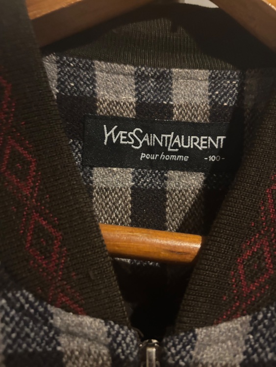 ジャケット（古着・ファッション）の商品画像 - 査定依頼日：2025年10月29日 - 最高査定価格：100,000円