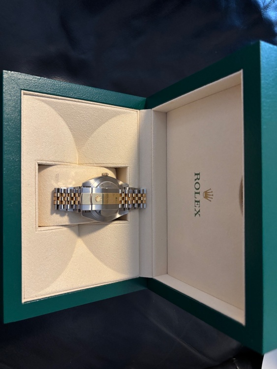 デイトジャスト41（高級時計）の商品画像 - 査定依頼日：2026年4月11日 - 最高査定価格：1,912,000円