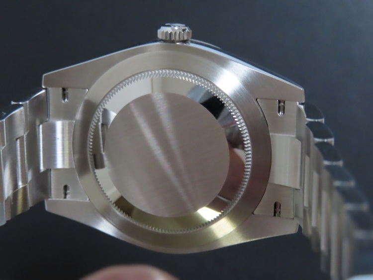 オイスターパーペチュアル41 ブライトブルー（高級時計）の商品画像 - 査定依頼日：2025年9月5日 - 最高査定価格：1,240,000円