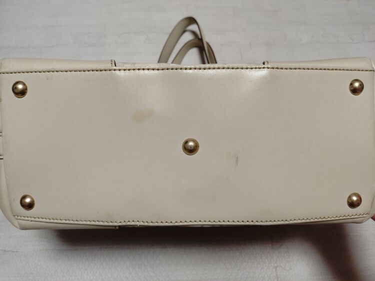 シマレザートート（ブランドバッグ）の商品画像 - 査定依頼日：2025年9月16日 - 最高査定価格：50,000円