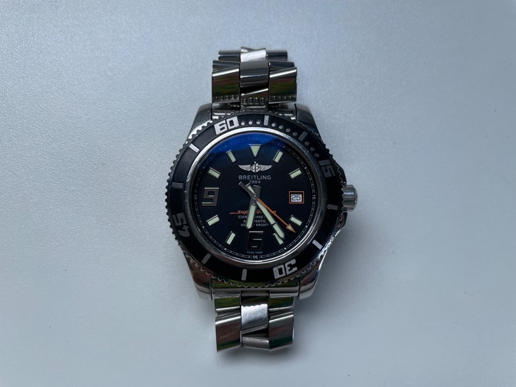 アビスオレンジ（高級時計）の商品画像 - 査定依頼日：2025年8月23日 - 最高査定価格：250,000円