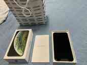 iPhonexs（スマホ）の商品画像 - 査定依頼日：2019年8月16日 - 最高査定価格：65,000円