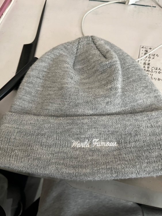 Supreme × New Era Box Logo Beanie (18AW)（古着・ファッション）の商品画像 - 査定依頼日：2026年10月13日 - 最高査定価格：3,000円