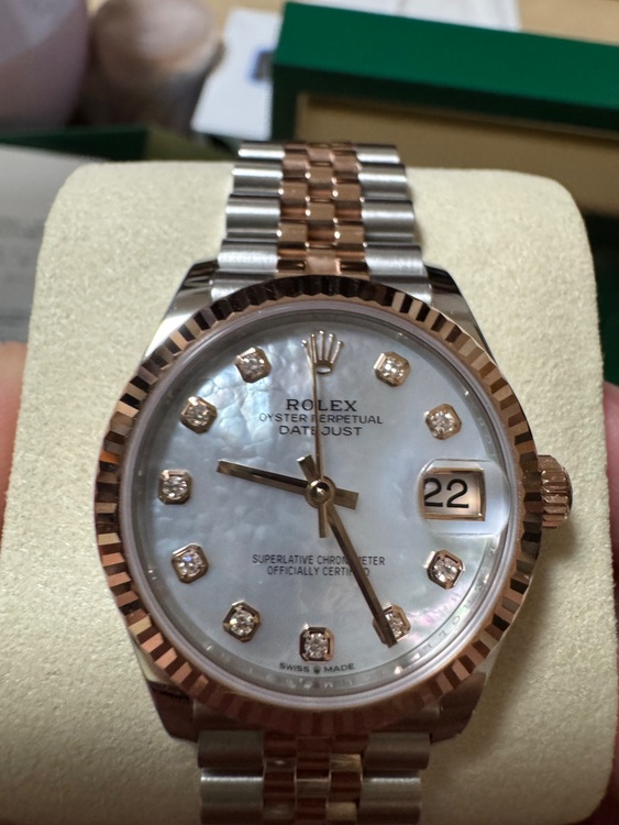 ロレックスデイトジャスト31mm（高級時計）の商品画像 - 査定依頼日：2025年6月21日 - 最高査定価格：2,750,000円