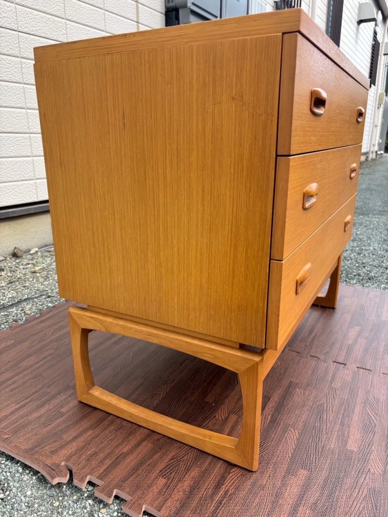 イギリスのG-Plan チェスト（美術品・骨董品）の商品画像 - 査定依頼日：2025年10月15日 - 最高査定価格：15,000円