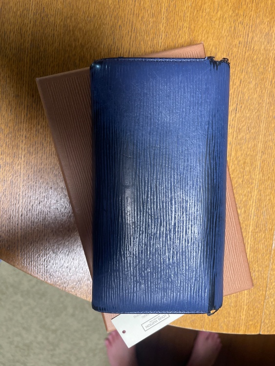 エピ長財布（ブランド財布・小物）の商品画像 - 査定依頼日：2026年10月12日 - 最高査定価格：108,000円