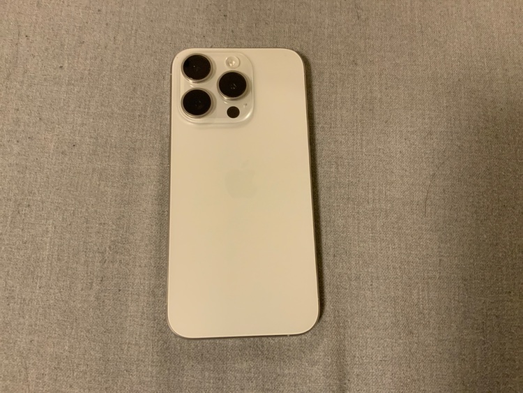 iPhone 15 Pro 256GB SIMフリー（スマホ）の商品画像 - 査定依頼日：2025年10月7日 - 最高査定価格：106,000円