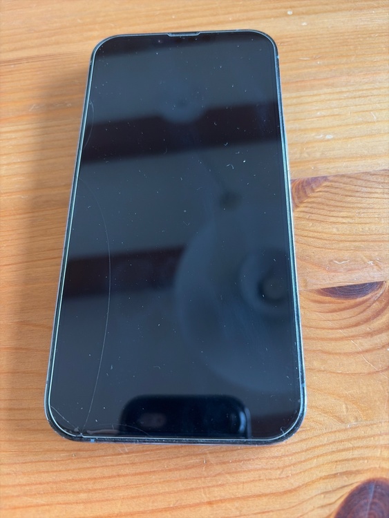 iPhone 13 Pro Max 128GB docomo（スマホ）の商品画像 - 査定依頼日：2026年4月5日 - 最高査定価格：59,000円