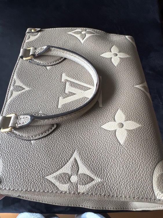 オンザゴー PM 型番M45779（ブランドバッグ）の商品画像 - 査定依頼日：2026年3月6日 - 最高査定価格：330,000円