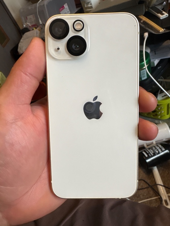 iPhone iPhone 13 128GB docomo（スマホ）の商品画像 - 査定依頼日：2026年9月6日 - 最高査定価格：15,000円