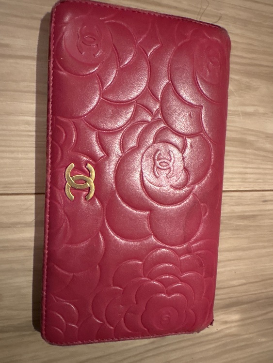 長財布（ブランド財布・小物）の商品画像 - 査定依頼日：2025年8月16日 - 最高査定価格：50,000円