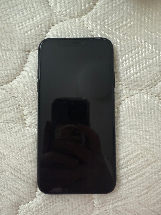 iPhoneXR ブラック 128G（スマホ）の商品画像 - 査定依頼日：2025年4月23日 - 最高査定価格：17,000円