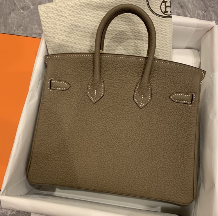 25 トゴ ノワール K刻印 シルバー金具（ブランドバッグ）の商品画像 - 査定依頼日：2025年9月12日 - 最高査定価格：3,200,000円