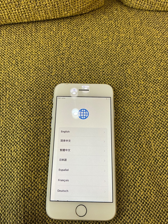 iPhone iPhone8 64GB SIMフリー（スマホ）の商品画像 - 査定依頼日：2026年7月18日 - 最高査定価格：3,000円