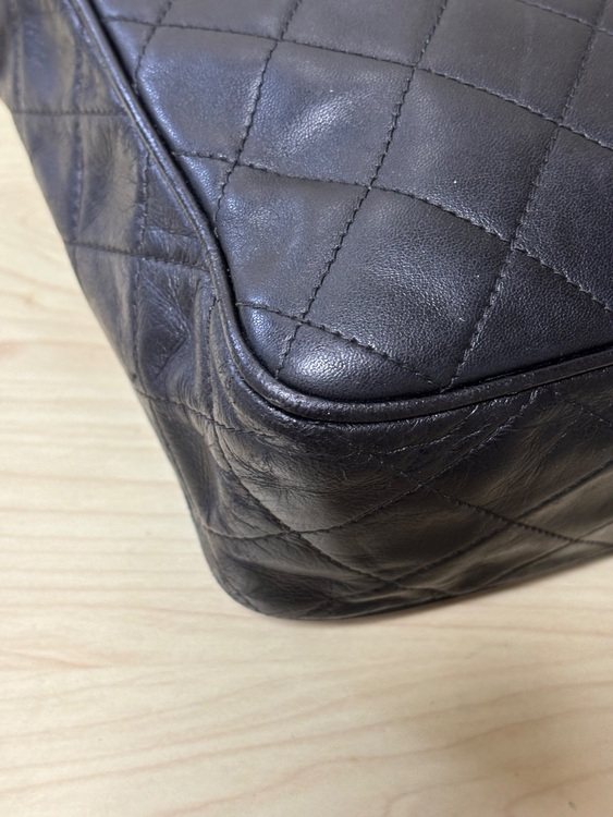 フリンジチェーンショルダー（ブランドバッグ）の商品画像 - 査定依頼日：2025年12月2日 - 最高査定価格：82,000円