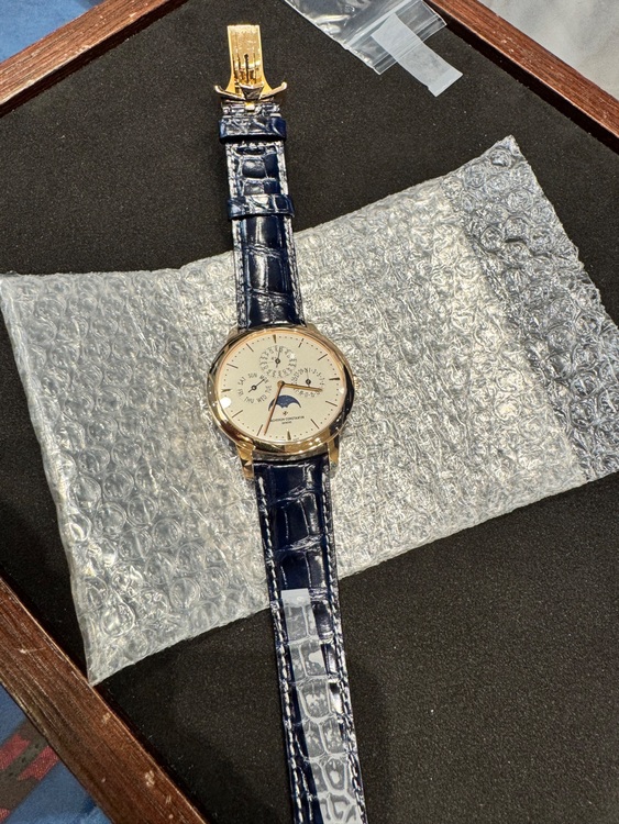 ヴァシュロン コンスタンタン パトリモニー （高級時計）の商品画像 - 査定依頼日：2025年6月11日 - 最高査定価格：6,000,000円