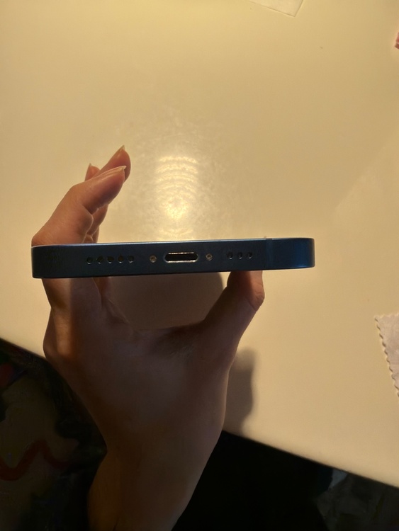 iPhone 13 256GB SIMフリー（スマホ）の商品画像 - 査定依頼日：2026年2月12日 - 最高査定価格：36,000円