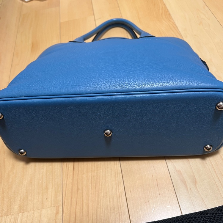 35 青（ブランドバッグ）の商品画像 - 査定依頼日：2025年8月29日 - 最高査定価格：300,000円