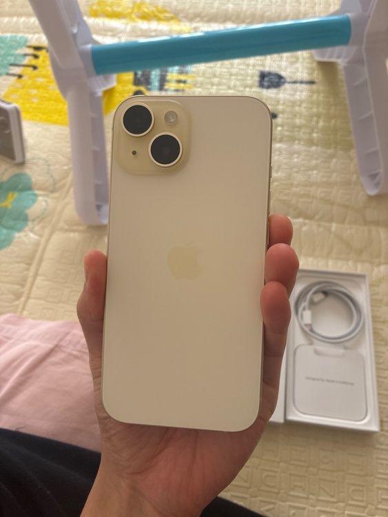 iPhone 15 256GB docomo（スマホ）の商品画像 - 査定依頼日：2026年1月29日 - 最高査定価格：68,000円