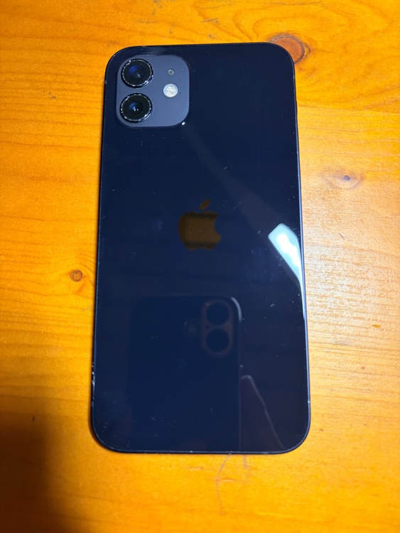 iPhone 12 MGHU3J/A DNPF363S0F06（スマホ）の商品画像 - 査定依頼日：2026年5月6日 - 最高査定価格：27,000円