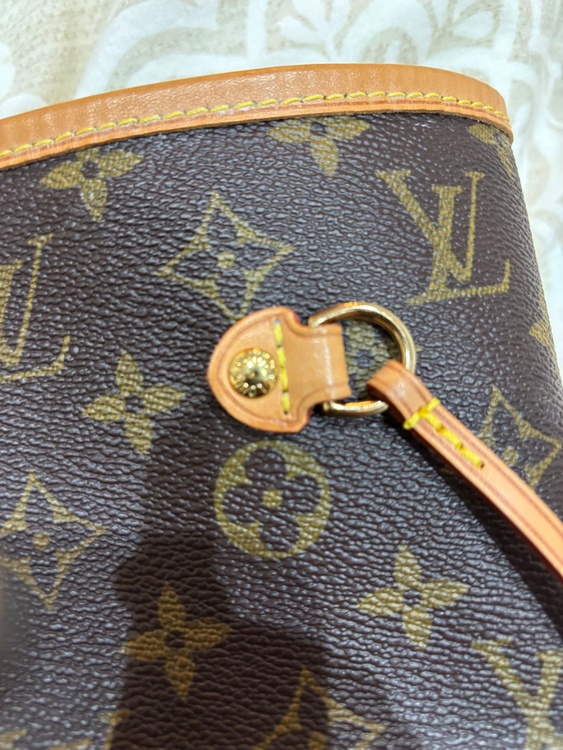 ヴィトン  ネヴァーフルmm モノグラム（ブランドバッグ）の商品画像 - 査定依頼日：2026年2月1日 - 最高査定価格：150,000円