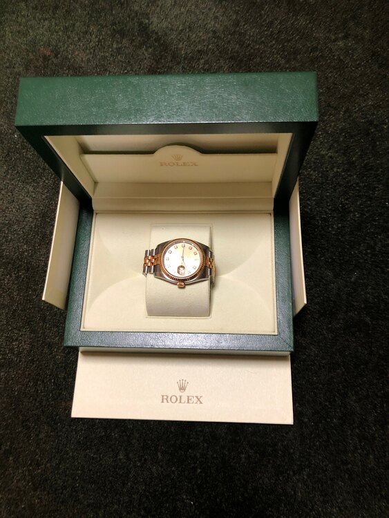 ロレックス デイトナ （高級時計）の商品画像 - 査定依頼日：2025年3月11日 - 最高査定価格：1,260,000円