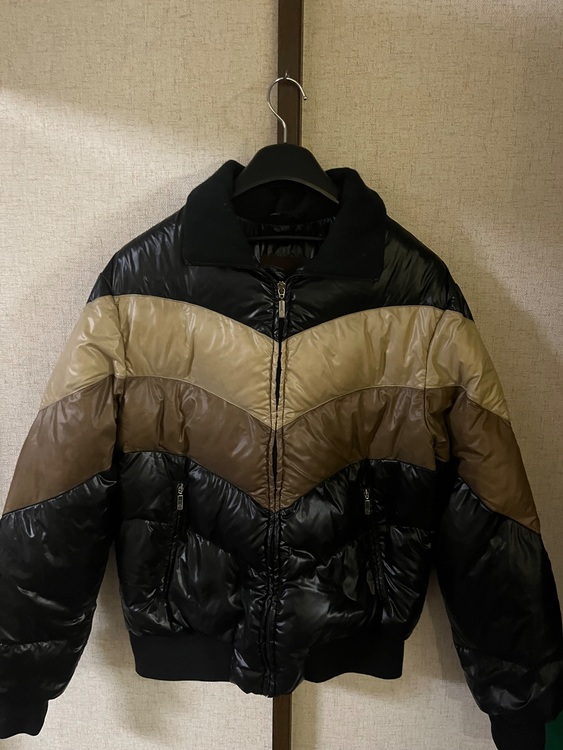 MONCLER ダウンジャケット 41316-50-68950（古着・ファッション）の商品画像 - 査定依頼日：2025年10月13日 - 最高査定価格：100,000円