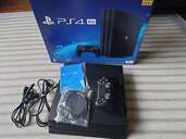 PS4pro CUH-7000B B01（ゲーム機本体・ゲームソフト）の商品画像 - 査定依頼日：2025年1月29日 - 最高査定価格：14,000円