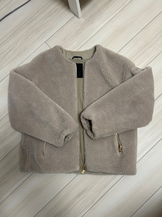 コート（フリース）（古着・ファッション）の商品画像 - 査定依頼日：2026年1月8日 - 最高査定価格：30,000円