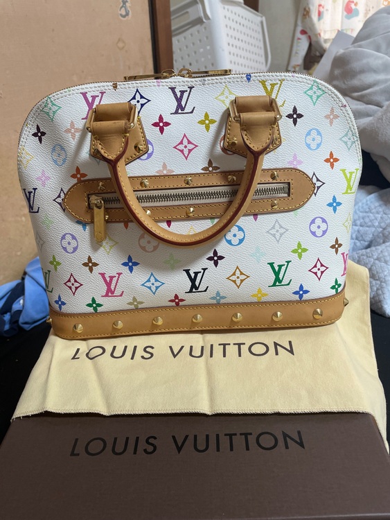 ルイヴィトン アルマ （ブランドバッグ）の商品画像 - 査定依頼日：2025年9月18日 - 最高査定価格：180,000円