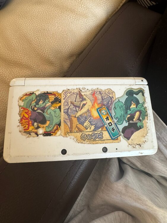 3DS（ゲーム機本体・ゲームソフト）の商品画像 - 査定依頼日：2025年5月29日 - 最高査定価格：3,000円