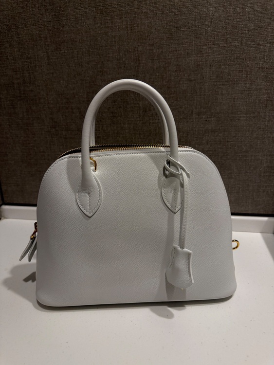 ボリード（ブランドバッグ）の商品画像 - 査定依頼日：2025年8月12日 - 最高査定価格：1,000,000円