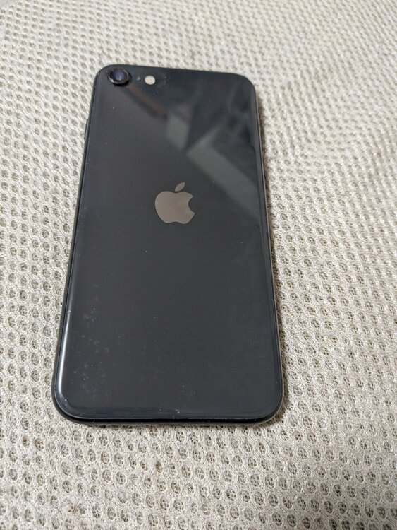 iPhone iPhone SE (第 2 世代) 256GB docomo（スマホ）の商品画像 - 査定依頼日：2026年9月13日 - 最高査定価格：11,000円
