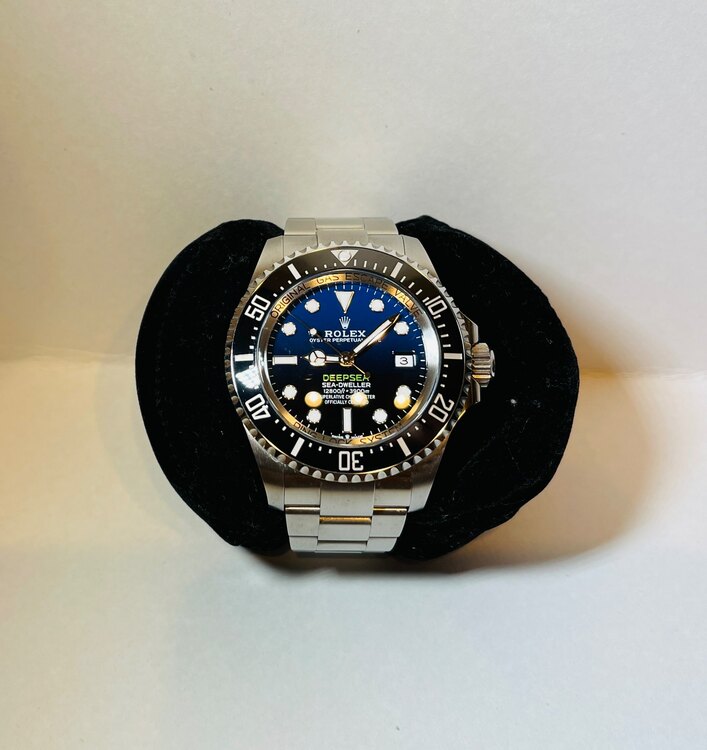 ロレックス シードゥエラー 13666（高級時計）の商品画像 - 査定依頼日：2025年2月19日 - 最高査定価格：2,280,000円