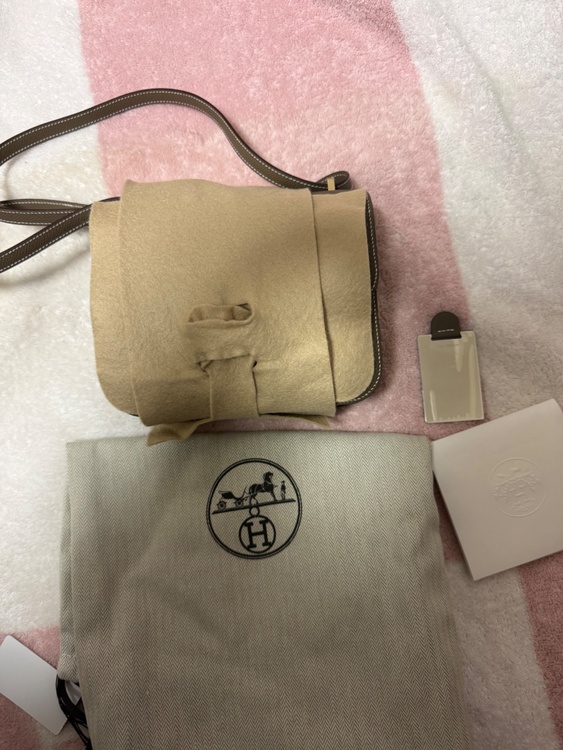 エルメス コンスタンス （ブランドバッグ）の商品画像 - 査定依頼日：2026年1月17日 - 最高査定価格：1,800,000円