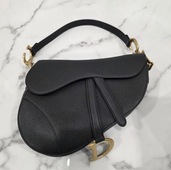 Saddle ストラップ付き バッグ スモール（ブランドバッグ）の商品画像 - 査定依頼日：2026年7月23日 - 最高査定価格：250,000円
