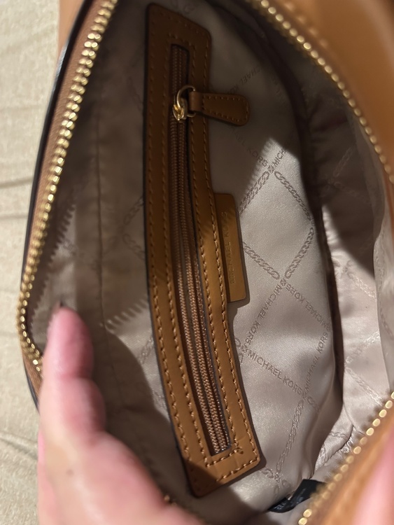 MICHEAL KORS ジェットセットトラベル（ブランドバッグ）の商品画像 - 査定依頼日：2026年1月18日 - 最高査定価格：100,000円