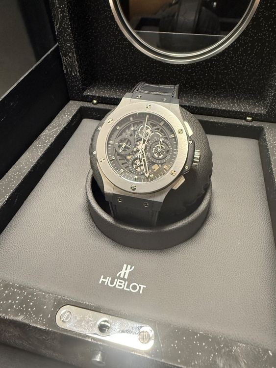 ウブロ ビックバン （高級時計）の商品画像 - 査定依頼日：2026年3月25日 - 最高査定価格：860,000円