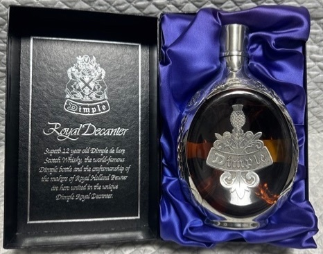 Dimple Royal Decanter（お酒）の商品画像 - 査定依頼日：2026年3月8日 - 最高査定価格：6,000円