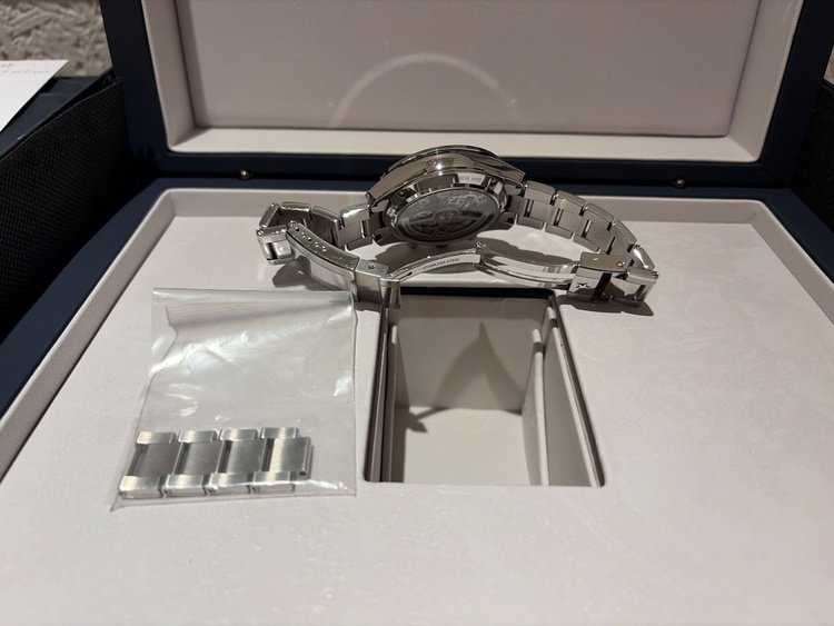 クロノマスター スポーツ ブティック エディション（高級時計）の商品画像 - 査定依頼日：2026年2月27日 - 最高査定価格：920,000円