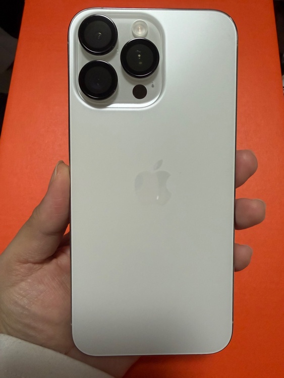 iPhone 15 Pro Max 512GB Softbank（スマホ）の商品画像 - 査定依頼日：2026年3月18日 - 最高査定価格：117,000円