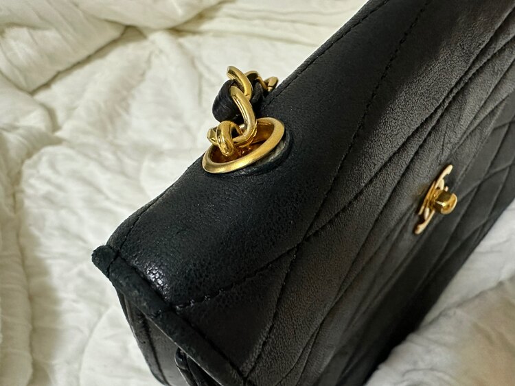 シャネル　ショルダーバッグ（ブランド財布・小物）の商品画像 - 査定依頼日：2025年5月22日 - 最高査定価格：80,000円