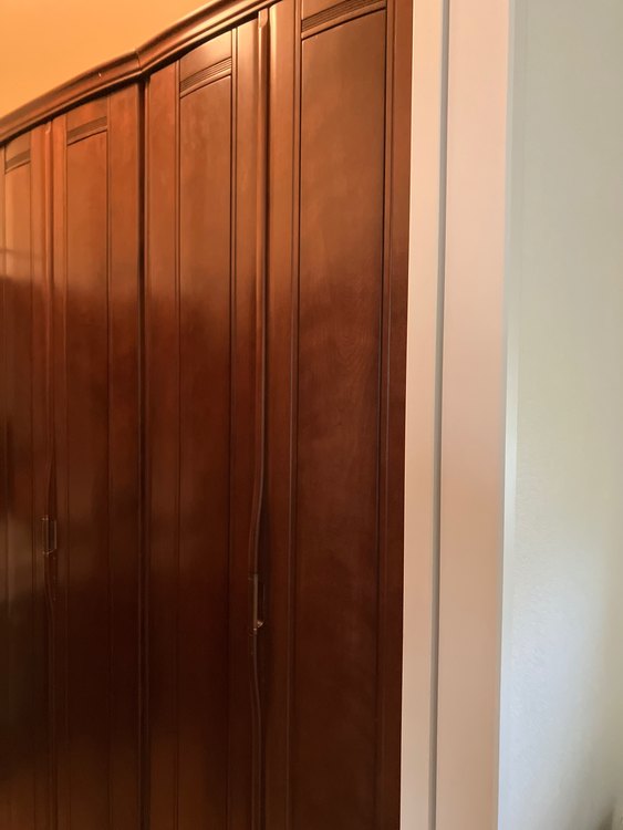 洋服ダンス、椅子2（ハーマンミラー）、ベッド（コアラ）、本棚、ソファなど（家具・寝具）の商品画像 - 査定依頼日：2023年4月10日 - 最高査定価格：90,000円