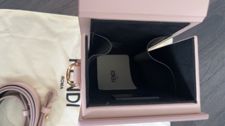 いただきもの（ブランドバッグ）の商品画像 - 査定依頼日：2025年11月24日 - 最高査定価格：65,000円