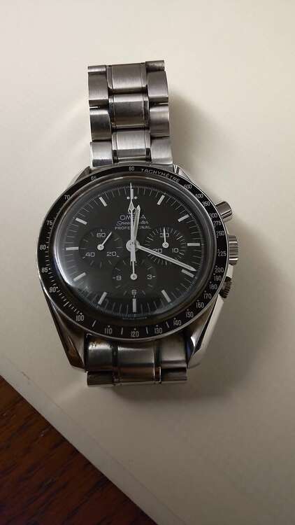 オメガ スピードマスター 3570.50（高級時計）の商品画像 - 査定依頼日：2025年1月6日 - 最高査定価格：400,000円