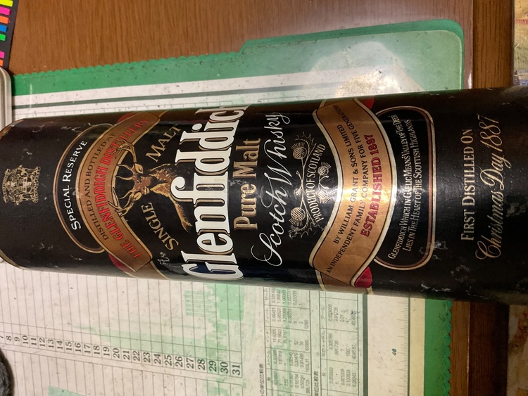 Glenfiddich Pure Malt （お酒）の商品画像 - 査定依頼日：2026年3月27日 - 最高査定価格：2,500円