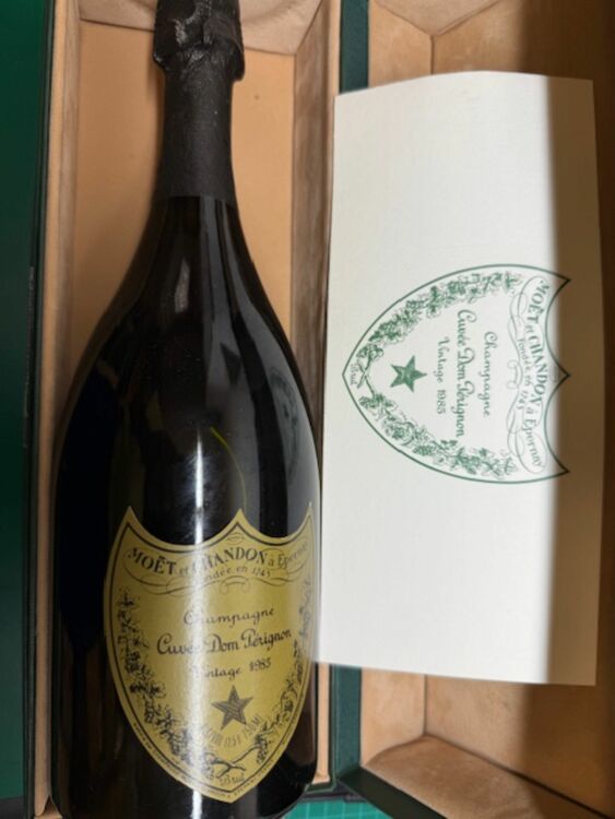 シャンパン ドン・ペリニヨン （お酒）の商品画像 - 査定依頼日：2025年8月14日 - 最高査定価格：26,000円